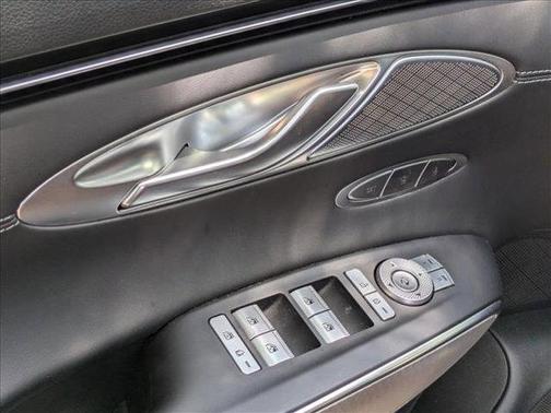 2022 Genesis GV70 2.5T AWD