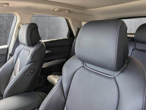 2022 Genesis GV70 2.5T AWD