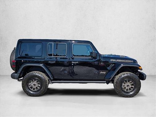 Black Clearcoat 2023 Jeep Wrangler Rubicon 392