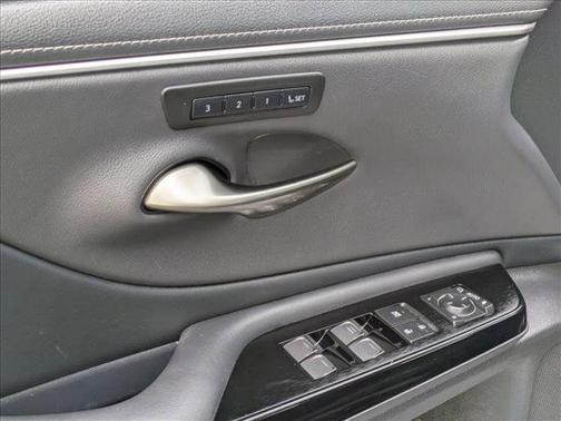 2025 Lexus ES 350 Base