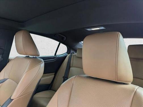 2019 Lexus ES 350 Base