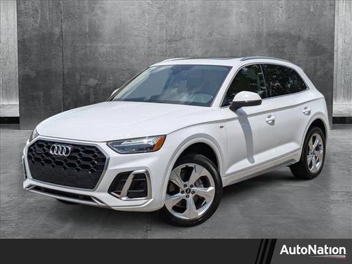 2022 Audi Q5 45 S line Premium Plus