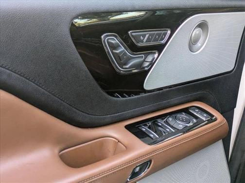 2022 Lincoln Aviator Reserve AWD