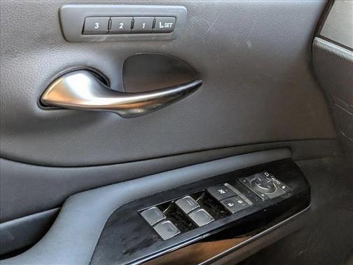 2022 Lexus ES 350 Base