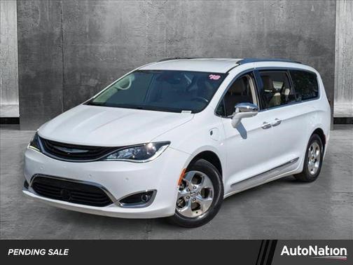 2018 Chrysler Pacifica Hybrid Limited