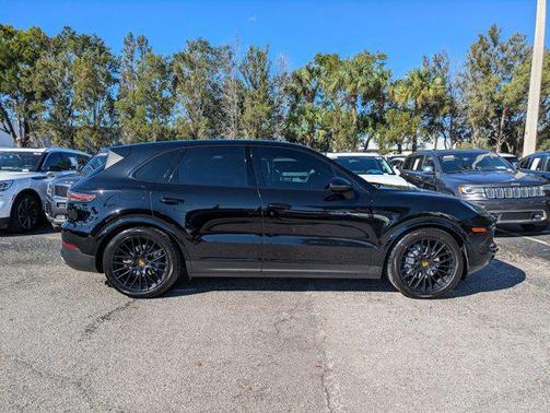 2020 Porsche Cayenne Cayenne