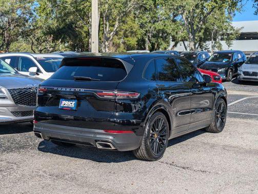 2020 Porsche Cayenne Cayenne
