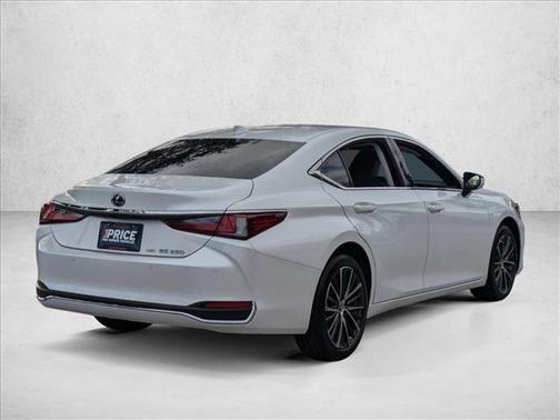 2023 Lexus ES 250 Base