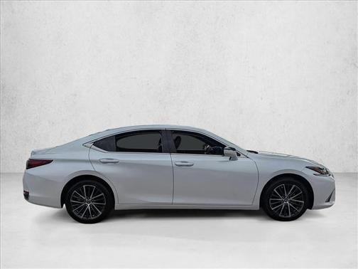 2023 Lexus ES 250 Base