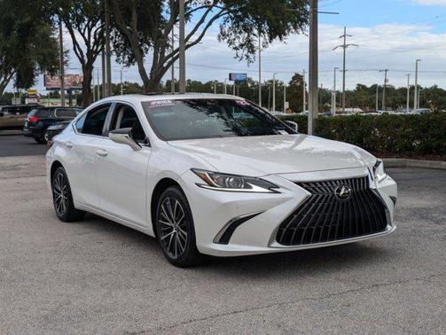 2023 Lexus ES 250 Base