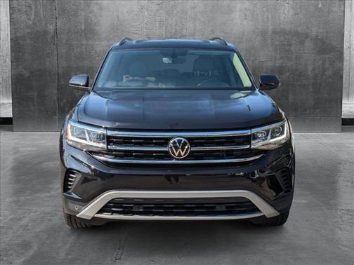2023 Volkswagen Atlas 3.6L SE w/Technology