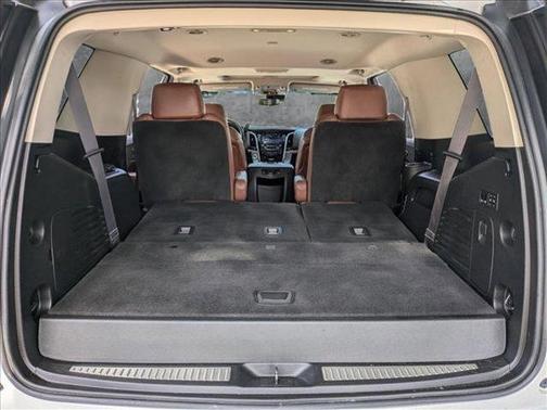 2017 Cadillac Escalade Luxury