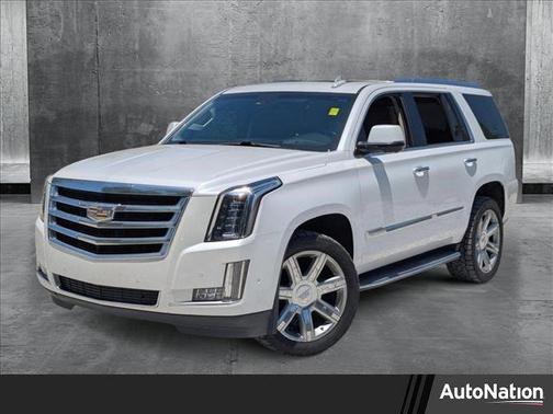 2017 Cadillac Escalade Luxury