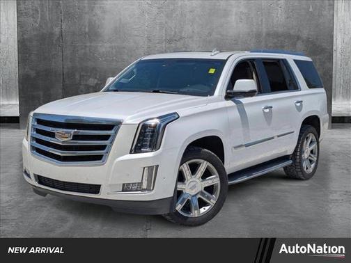 2017 Cadillac Escalade Luxury