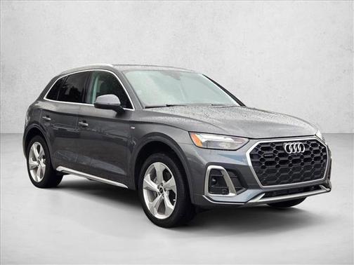 2023 Audi Q5 45 S line Premium Plus