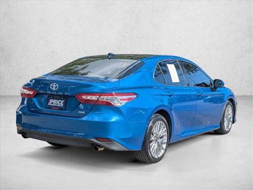 Blue Streak Metallic 2019 Toyota Camry XLE
