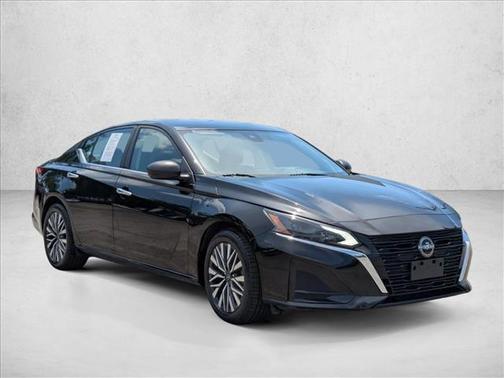 Super Black 2024 Nissan Altima 2.5 SV