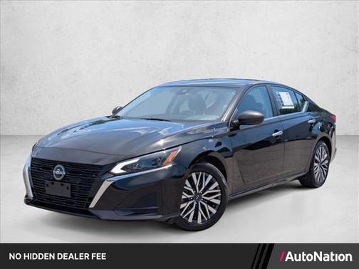 Super Black 2024 Nissan Altima 2.5 SV