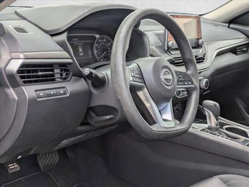 Super Black 2024 Nissan Altima 2.5 SV