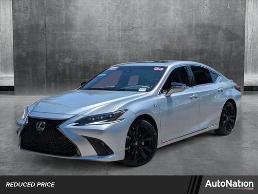 2024 Lexus ES 300h F SPORT Handling