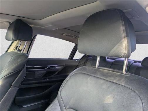 2020 BMW 745e xDrive iPerformance