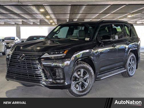 2025 Lexus LX 700h Overtrail
