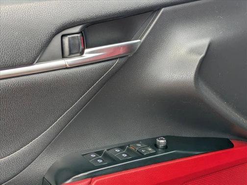 Midnight Black Metallic 2018 Toyota Camry XSE