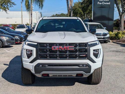 2023 GMC Canyon AT4