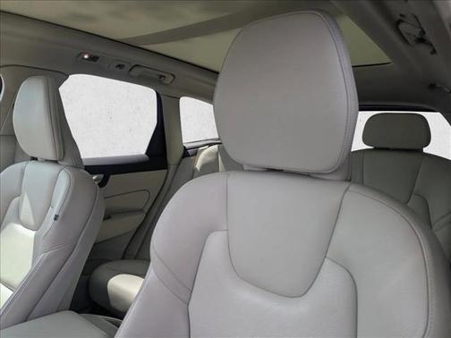 Osmium Grey Metallic 2021 Volvo XC60 T5 Momentum