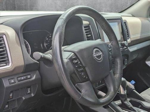 2022 Nissan Frontier SV
