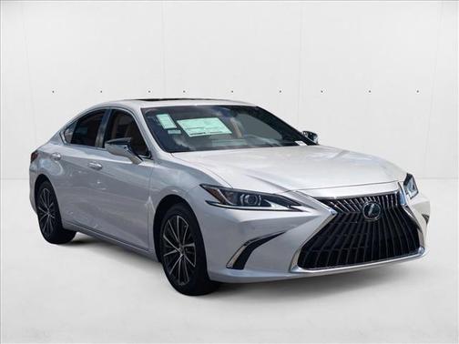 2025 Lexus ES 300h Base
