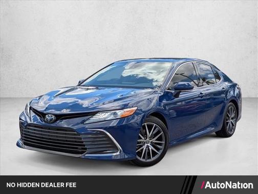 Reservoir Blue 2024 Toyota Camry XLE