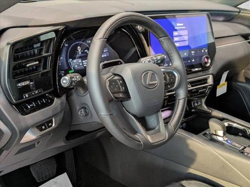 Iridium 2026 Lexus RX 450h+ Base