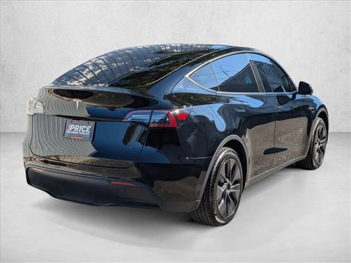 2025 Tesla Model Y Long Range Dual Motor Rear-Wheel Drive