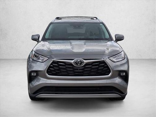 Heavy Metal 2025 Toyota Highlander Hybrid Platinum