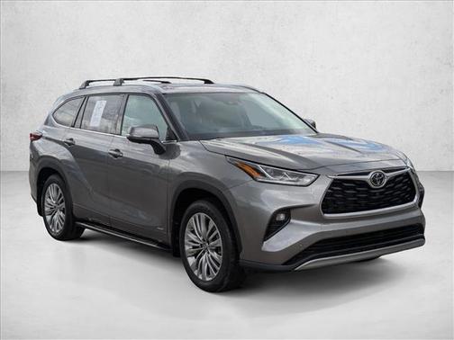 Heavy Metal 2025 Toyota Highlander Hybrid Platinum