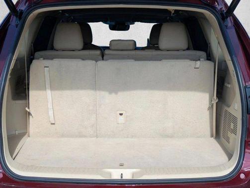 Ooh La La Rouge Mica 2018 Toyota Highlander XLE