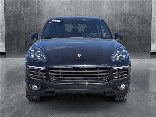 2016 Porsche Cayenne S