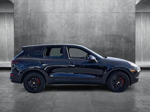 2016 Porsche Cayenne S