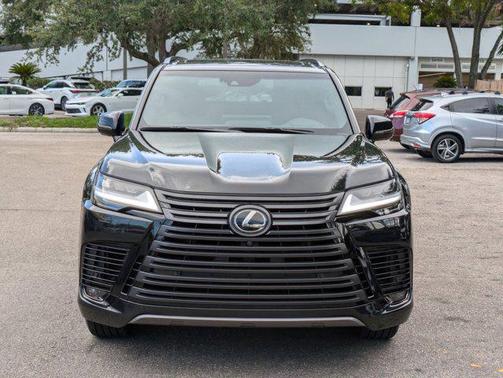 2024 Lexus LX 600 Premium
