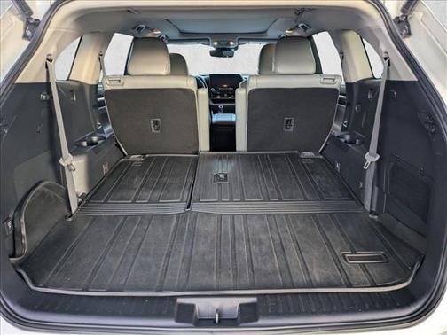 Wind Chill Pearl 2022 Toyota Highlander Hybrid Platinum