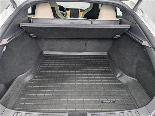 Pearl White Multi-Coat 2019 Tesla Model S Performance