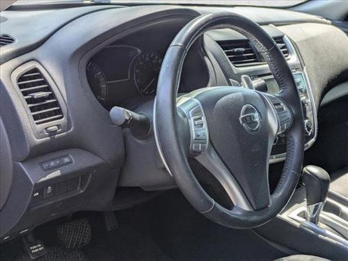 2016 Nissan Altima 2.5 SR