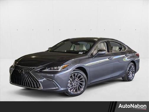 2025 Lexus ES 300h Luxury