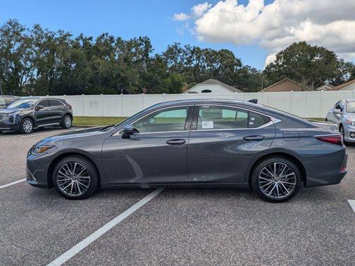 2025 Lexus ES 350 Base