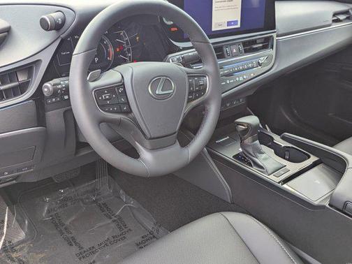 2025 Lexus ES 350 Base
