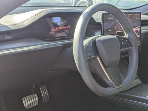 Ultra Red 2024 Tesla Model S Plaid
