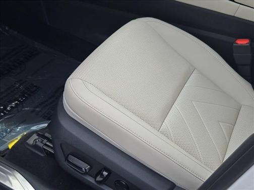 Ultra White 2026 Lexus NX 350 Luxury