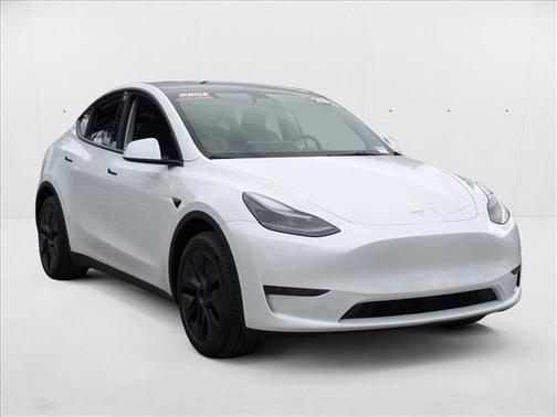 2025 Tesla Model Y Long Range Dual Motor All-Wheel Drive
