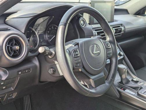 2022 Lexus IS 300 Base